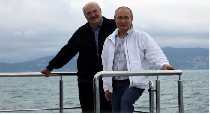 Путин и Лукашенко договорились о втором транше российского кредита в $500 млн