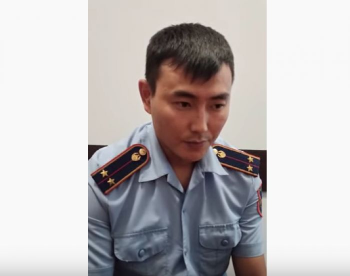Появилось видео с допроса полицейского, сбившего насмерть женщину в Алматы 