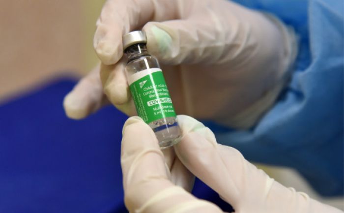 В Оксфорде назвали способ повысить иммунитет к COVID разными вакцинами 