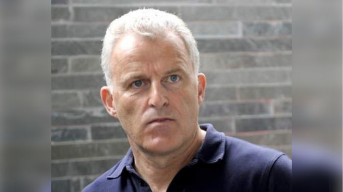 В центре Амстердама неизвестный расстрелял криминального журналиста