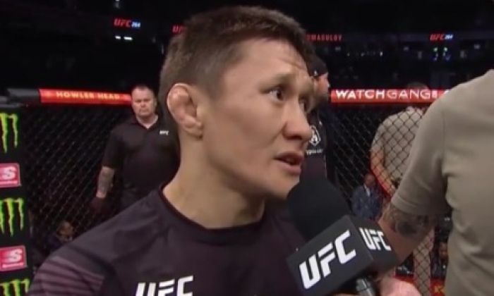 Жалгас Жумагулов выиграл свой первый бой в UFC (Видео)