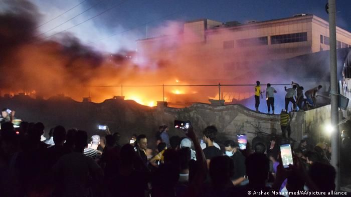 Более 50 человек погибло при пожаре в больнице в Ираке