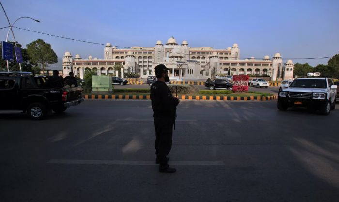 Афганистан отозвал посла в Пакистане после инцидента с похищением его дочери 