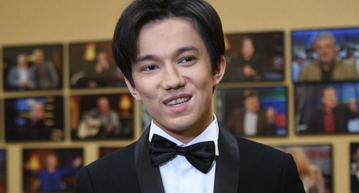 Димаш эмоционально поздравил казахстанку с победой на "Славянском базаре" 