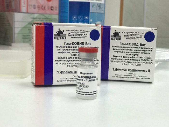 В Атырау доставили 10 тысяч доз II компонента вакцины "Спутник V"