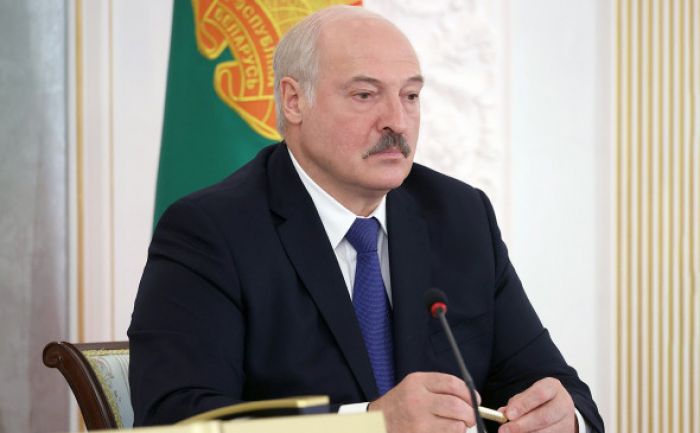 Лукашенко передал часть полномочий правительству 