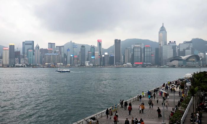 Китай ввел ответные санкции против США из-за Гонконга 