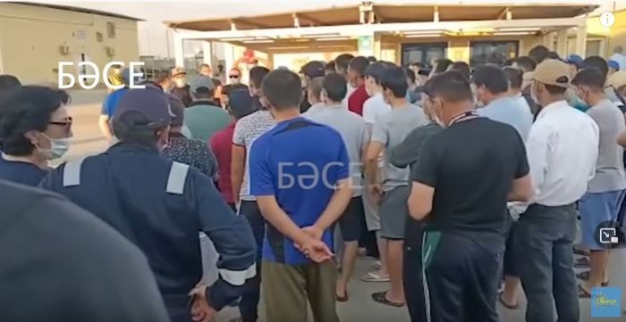 Работники компании ESS на Тенгизе потребовали повышения зарплаты