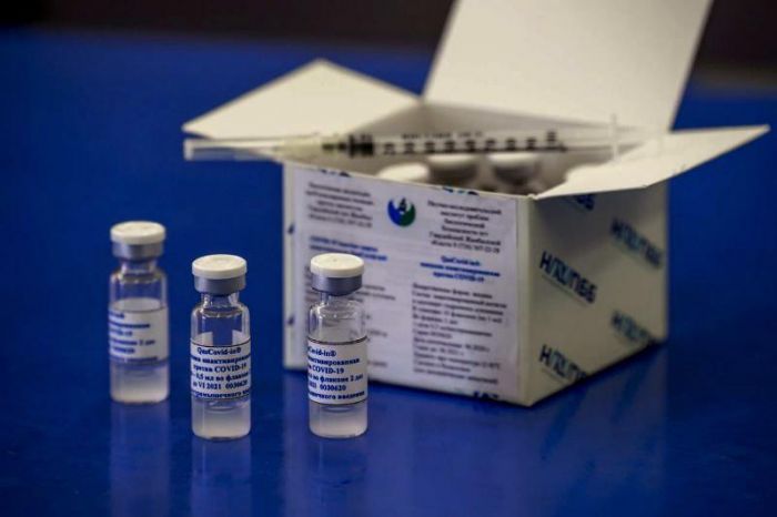 990 доз двухкомпонентной вакцины QAZVAK доставили в Атырау