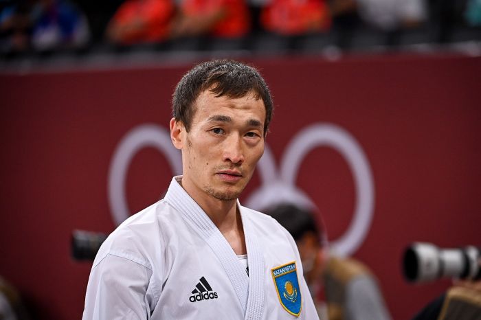 Каратист Дархан Асадилов стал победителем группового раунда на Олимпиаде 