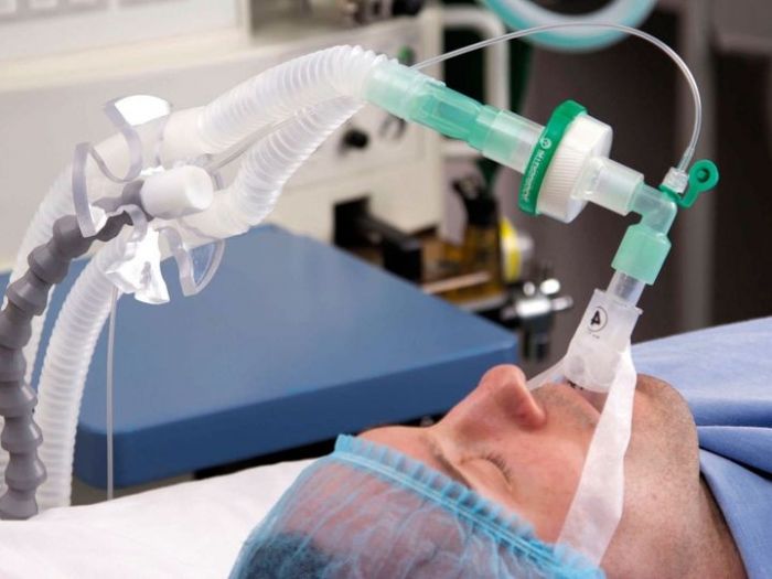 Девять человек погибли в больнице Владикавказа из-за прорыва трубы с кислородом