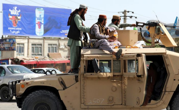 «Талибан» призвал жителей Афганистана сдать оружие и боеприпасы 