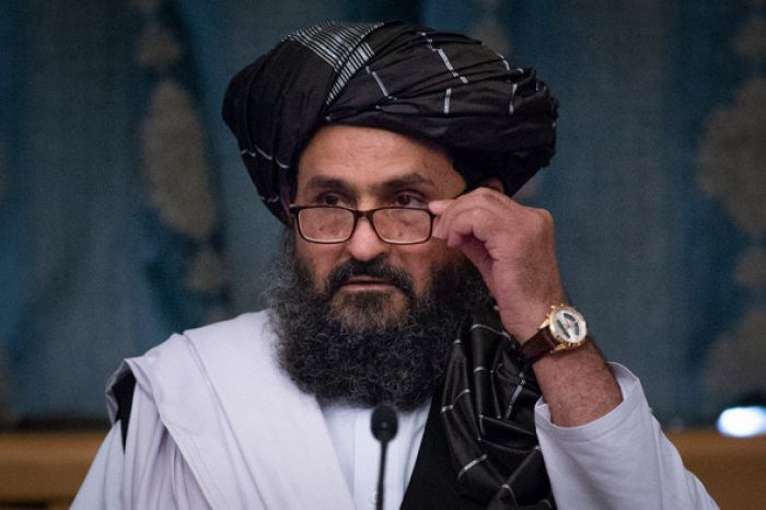 Полевые командиры, учителя и политолог: кто управляет «Талибаном» 
