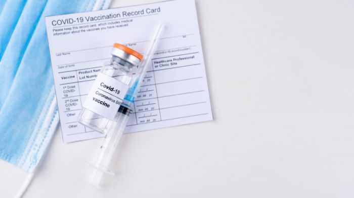 Умерший от коронавируса мужчина в Темиртау "получил" вторую дозу вакцины после смерти