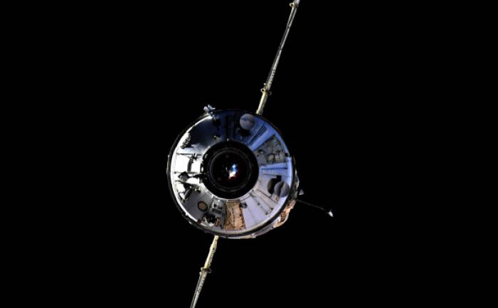 Космонавты обнаружили трещины еще в одном модуле МКС 