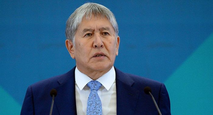 Атамбаев обрушился с критикой на президента Кыргызстана
