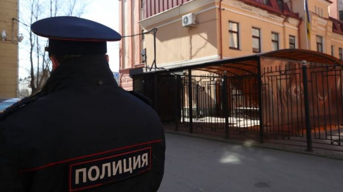 "Мягкий террор": кто стоит за опросами МВД по утечкам данных сторонников Навального 