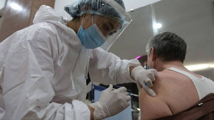 Казахстан признает паспорта вакцинации семи стран