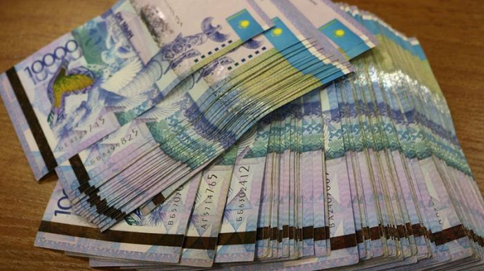 Руководитель управления образования и два сотрудника обвиняются в хищении 36 млн тенге