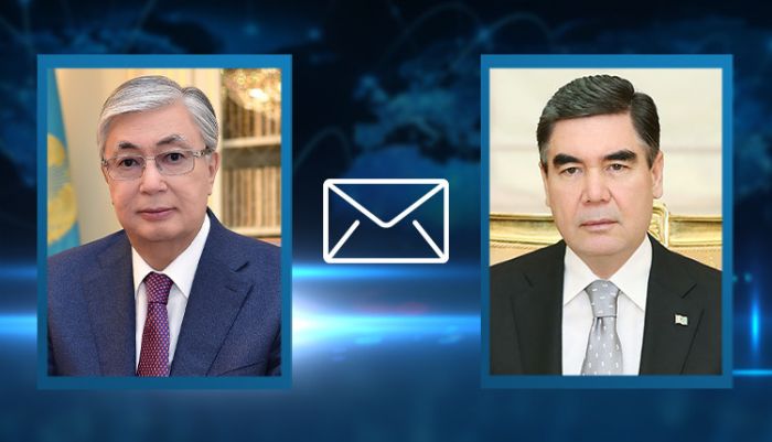 Токаев поздравил Бердымухамедова с 30-летием независимости Туркменистана 