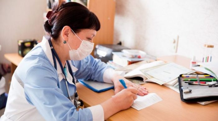 Есть ещё полтора месяца, чтобы перейти в другую поликлинику 