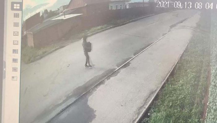 Двое мужчин украли сейф с 8 млн тенге в ВКО 