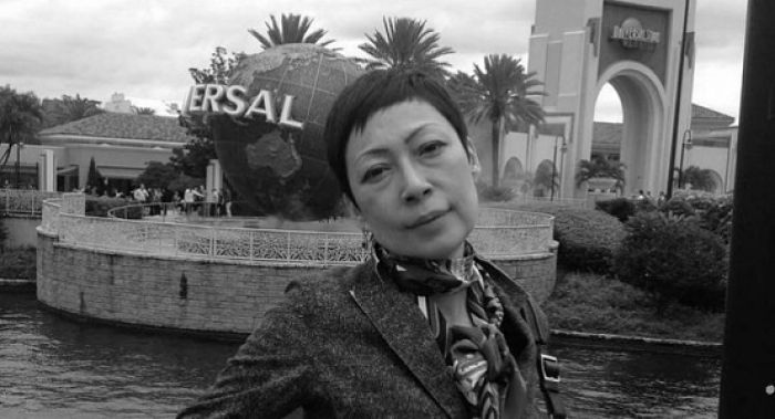 Директор филиала Bank RBK погибла после падения из окна восьмого этажа в Павлодаре 