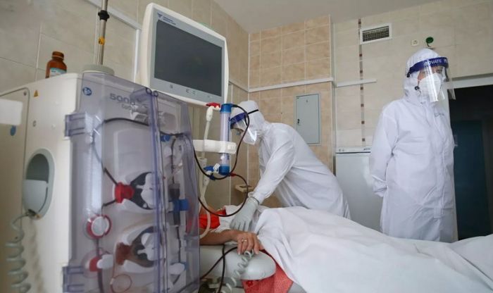 Ученые рассказали, как избежать смерти при коинфекции гриппа и COVID-19 