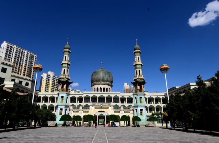 В Китае стали снимать купола с мечетей