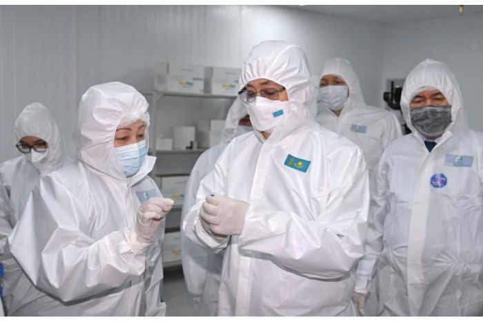 Госпремию в области науки и техники могут получить разработчики вакцины QazVac