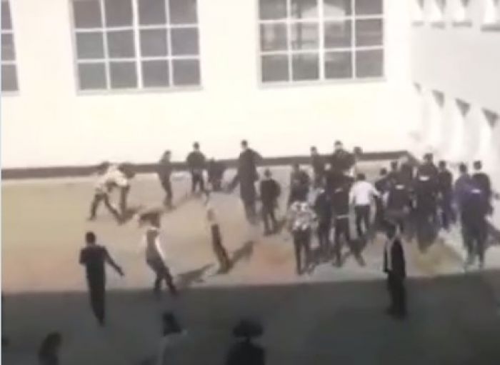 Массовые беспорядки в Алматинской области спровоцировала драка школьников 