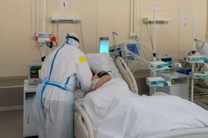 13 пациентов с COVID-19 находятся в тяжёлом состоянии в Атырауской области 