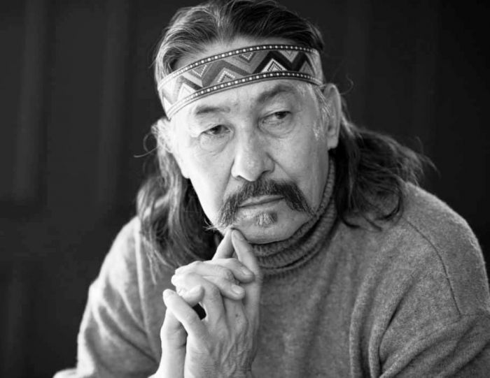 Ушел из жизни известный художник Адилхаир Жантасов