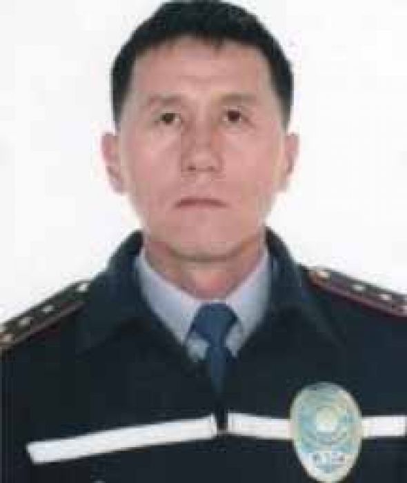Капитан Байтасов, погибший при задержании террориста, удостоен звания "Халык Кахарманы"
