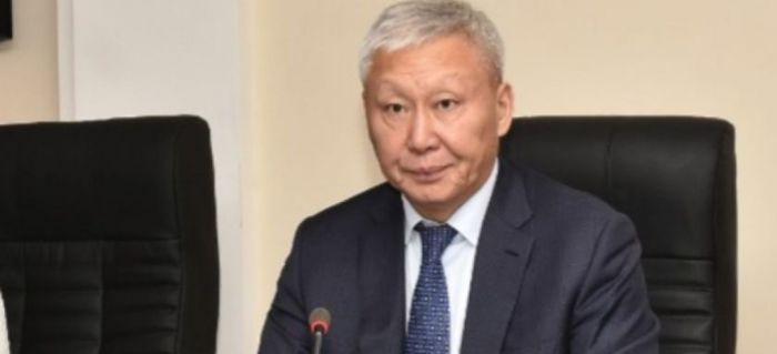 Обвиненного в педофилии экс-депутата в Актобе оправдали, а мать девочки – осудили 