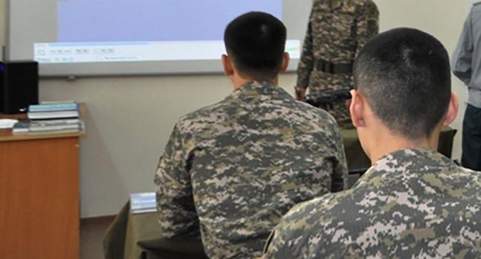 Более 200 курсантов сбежали из Военного института - заявление Минобороны 