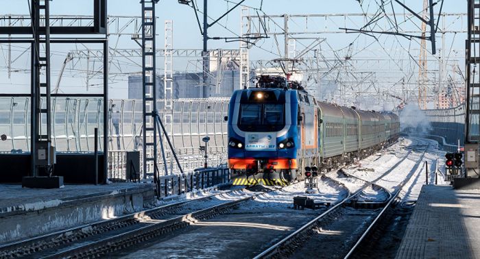 Мужчина погиб от удара током на ж/д вокзале в Нур-Султане 