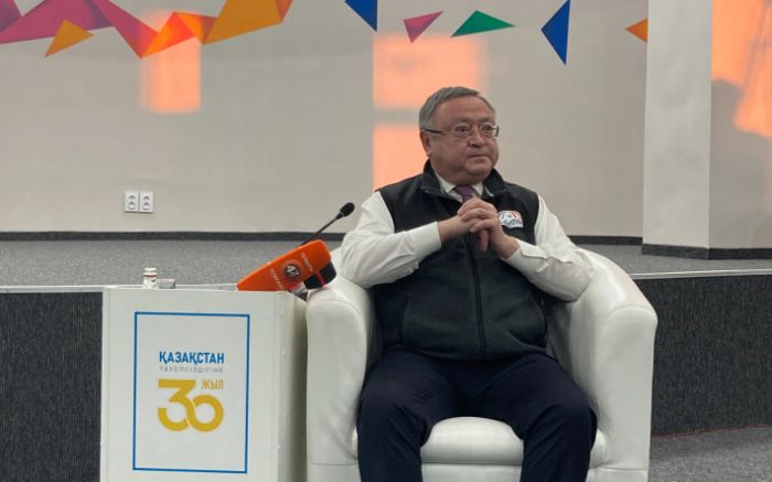 Со времён фараонов власть никто не любит - аким Актюбинской области 