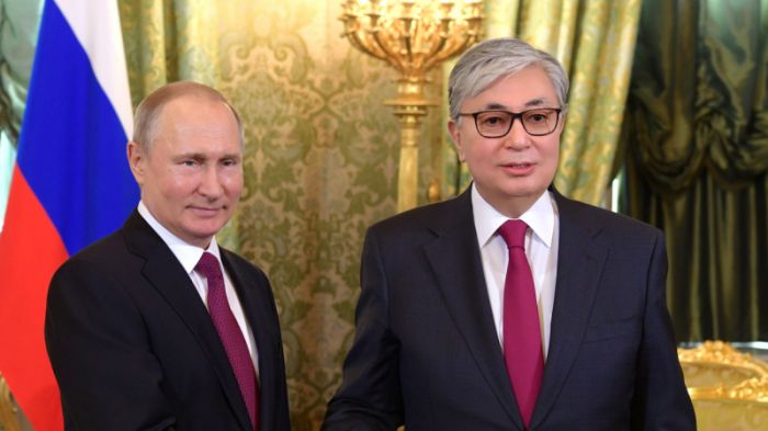 Путин поблагодарил руководство Казахстана за поддержку русского языка