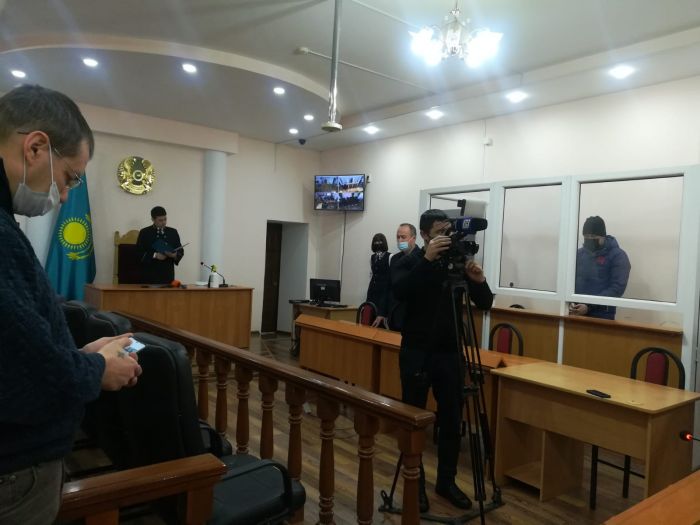 К 15 годам лишения свободы приговорен экс-чиновник за убийство жены в Уральске 