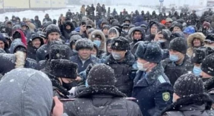 Количество участников митингов в Казахстане 5 января достигло 50 тыс. – Генпрокуратура 
