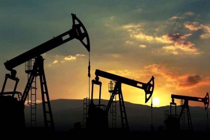 Цена на нефть Brent превысила $87 за баррель впервые за семь лет 