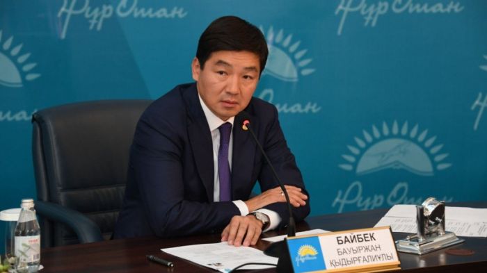 Байбек: Обвинять сегодня Назарбаева во всех грехах – это низко 