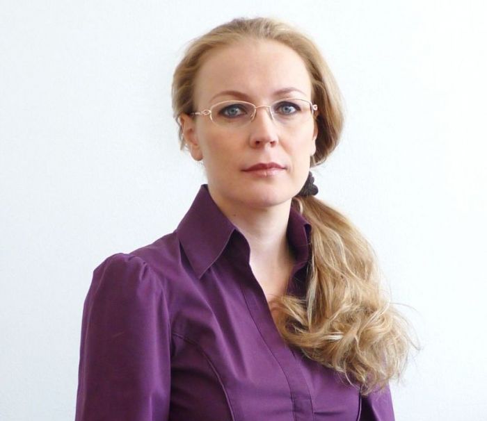 «Адил Соз»: «Ар-Бедел» не имеет права защищать Первого президента 