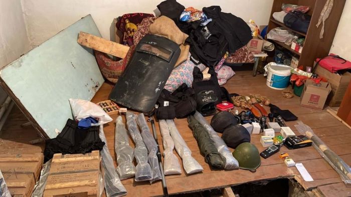 Схрон похищенного орудия и боеприпасов обнаружен в Алматы 