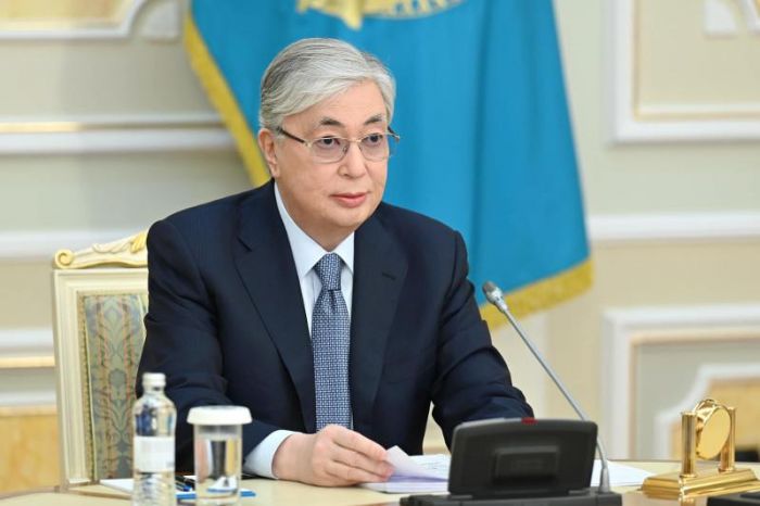 Инвестировать 20 млрд долларов в развитие транзита и логистики планирует Казахстан 