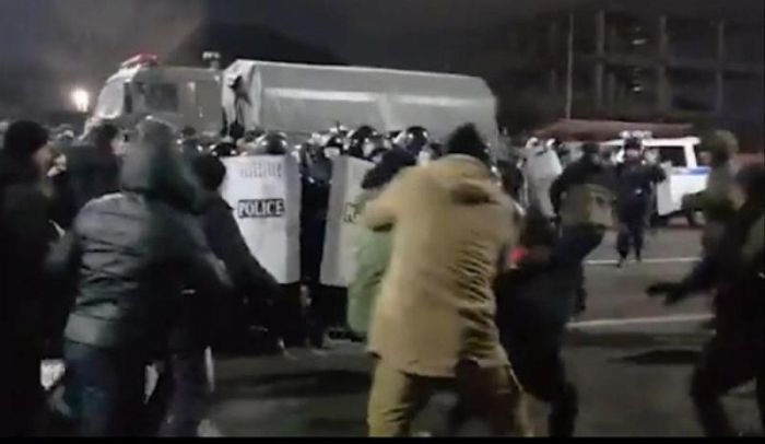 Боевики прилетели в Казахстан под видом гастарбайтеров –Токаев 