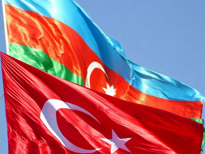 Турция и Азербайджан построят газопровод в Европу