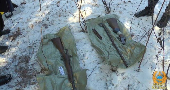 Охотничье оружие найдено у телевышки в Алматы 