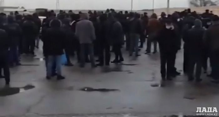 Работники МАЭК требовали повысить зарплату в два раза, но им повысят только на 30% 